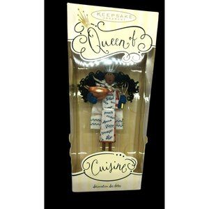 Hallmark Christmas ornament Queen of cuisine, 2004, New In Box